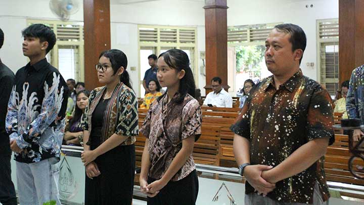 gallery kegiatan, Peneguhan Komisi Multimedia GKJ Baki, Komisi Multimedia, gereja kristen jawa, gkj, gkj baki, gereja kristen jawa baki, baki, sukoharjo, gkj klasis sukoharjo, klasis sukoharjo, klasis, sinode gkj, sinode 